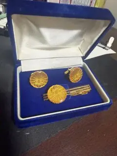 希少品 レア 皇宮警察本部 ネクタイピン・カフス　セット 美品