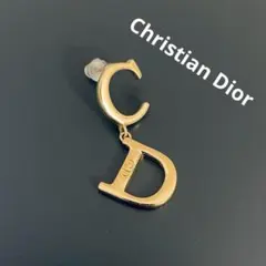 Christian Dior CDロゴ ピアス 片耳用 ゴールド ディオールのサムネイル