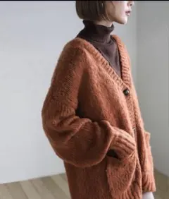 セレクトモカ　ニット　セーター　くるみボタン　オレンジ　レッド