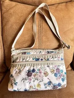 LeSportsac ショルダーバッグ