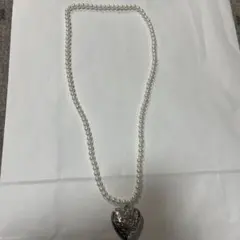 パールビーズシルバー ハート型ネックレス
