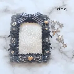 (1A-a) B8 チャーム付き ホイップデコ カードケース トレカケース