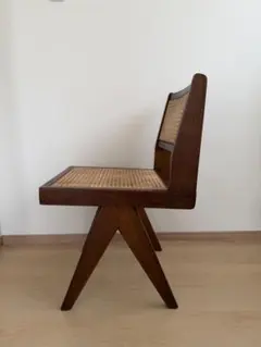 ダイニングチェアのサムネイル