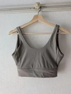 emmi ベージュ ヨガブラ クロスバック size 2のサムネイル