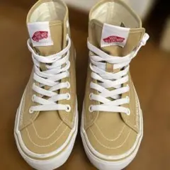 VANS ベージュ ハイカットスニーカー
