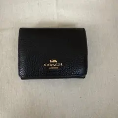 コーチ 三つ折り財布