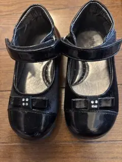 ブラックリボン付きフォーマルシューズ　15センチ