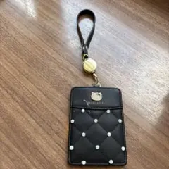 HELLO KITTY パスケース ブラック