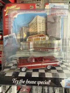 JOHNNY LIGHTNING 1:64 ミニカー ジオラマのサムネイル