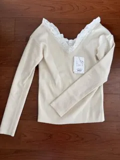 2026年最新】 2WAY frill v neck knitの人気アイテム - メルカリ