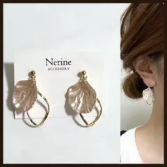 花びら　ピンク　ひねり　ハンドメイド　ピアス　イヤリング