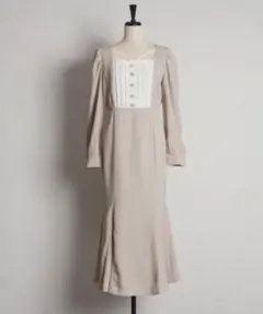 tocco closet パール飾り釦付きヨーク切り替え配色ワンピース ベージュ