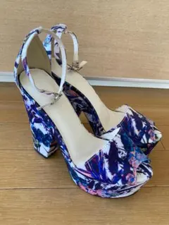 MURUA サンダル 美品 ボタニカル柄