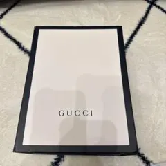 GUCCI ギフト箱 大 ホワイト/ブラック
