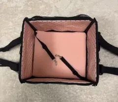 Item thumbnail for item cd306af9-4568-48c3-b2cb-88962c84e8f8