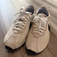 美品　NIKE スニーカー　28.0cm