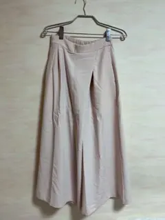 【状態◎】ベージュ オフホワイト ワイドパンツのサムネイル
