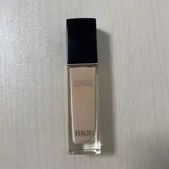 Dior ディオールスキン フォーエヴァー 00.5N
