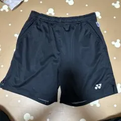 YONEX ブラック ショートパンツ
