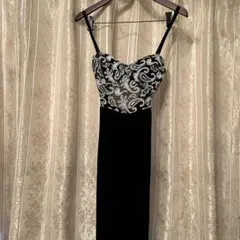 【刺繍入りドレス社交ダンスワンピース】伸縮性ありM〜L サイズ可能