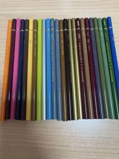 色鉛筆まとめ売り　24本　未使用　uni