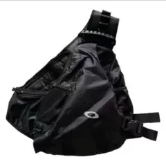 値下げ⭕️Y2K 00 ブラック スリングバッグ ロゴ付き