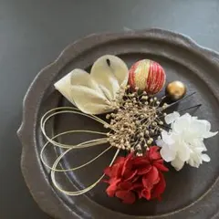 水引 和玉 紫陽花 かすみ草 髪飾り 赤 白 和装 成人式 卒業式 振袖 袴