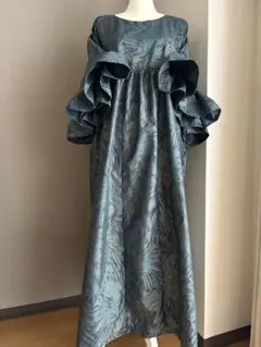 ★着物リメイク★　大島紬　フリル袖のゆったりワンピ　　孔雀の舞