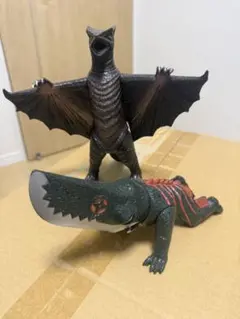 ゲッコーゴン ArtFabula インディーズソフビ デザイナーズソフビ