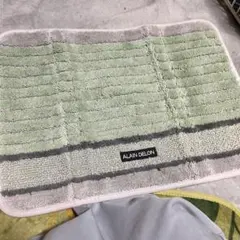 ALAIN DELON ストライプマット