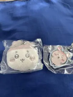 ちいかわ　古本屋さん　カニちゃん　ガチャガチャ2点セット