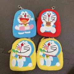 ドラえもん　ポーチパスケース4点