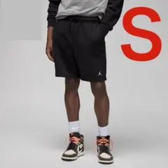 新品 ナイキ ジョーダン ESS ハーフパンツ ブラック Ｓサイズ 배송비 무료
