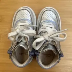 Item thumbnail for item fb34edee-5c5d-4607-bf50-d0f5bb8f3f75