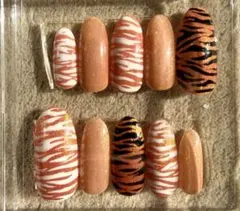 トラ柄ネイルチップセット 10個入り