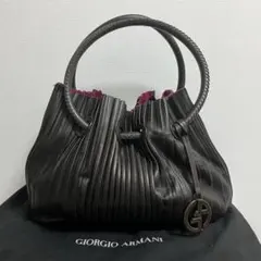ジョルジオアルマーニ　Giorgio ARMANI チャーム付　革ハンドバッグのサムネイル