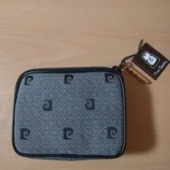 新品タグ付き ピエールカルダン ミニポーチ