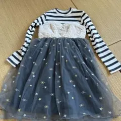 ストライプ柄長袖ワンピース（星刺繍）