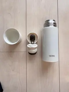 THERMOS サーモス　白　水筒　コップ付き　FFMー351のサムネイル