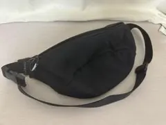 ALTROSE ナイロン ボディバッグ