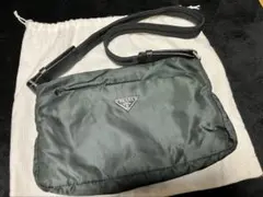 prada ショルダーバック　保存袋付き