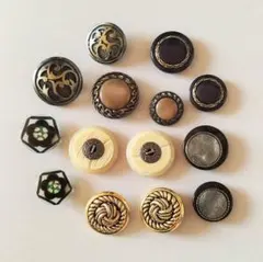 ブラウンおしゃれボタン