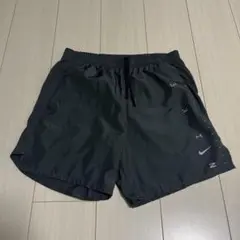 専用　ナイキ　ランニングパンツ　M
