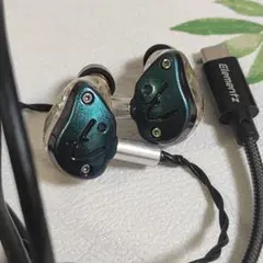 Fender FXA9 カメレオン 高級インイヤーモニター イヤホンのサムネイル