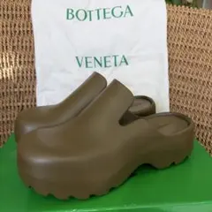 2026年最新】Bottega Veneta メンズ サボ・クロッグサンダルの人気