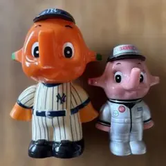 サトちゃん ニューヨークヤンキース コラボ フィギュア 2体セットのサムネイル