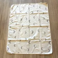 大判おむつ替えマット 月の模様　ベージュ
