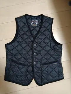 【年末価格】LAVENHAM キルティングベスト サイズM38 黒