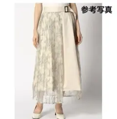 未使用 アンデミュウ レースプリーツスカート ベージュ 花柄 総柄 ベルト付きのサムネイル