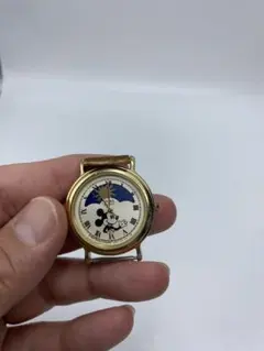 希少　電池交換済　SEIKO ALBA サン&ムーン ミッキー　ゴールド